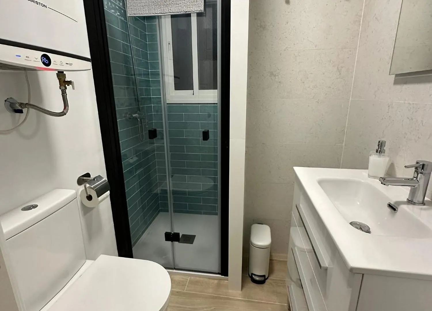 Boutique Apartment Fuengirola Old Town & Beach With 2Bed-2Bath 0*,  Spanje